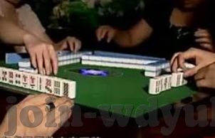 德州扑克筹码分配原则-德州扑克筹码分配原则，策略与平衡的艺术